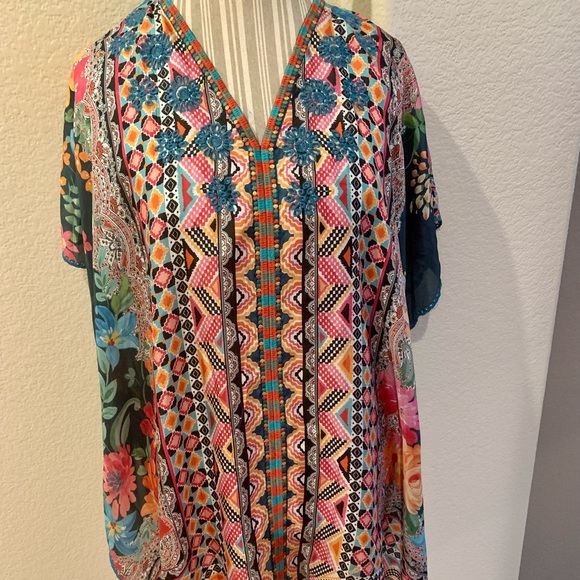 Johnny Was Tops - Johnny Was Silk Blouse with open sides Size XL